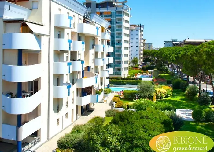 Mit Schwimmbad Apartment *