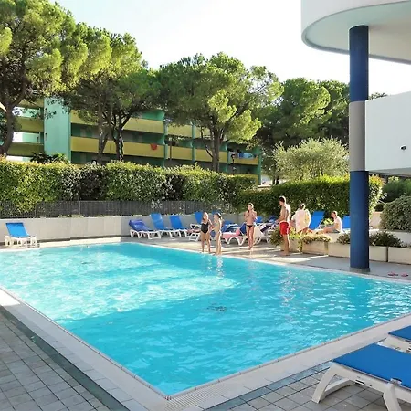 Mit Schwimmbad Daire